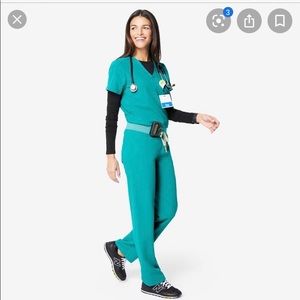 FIGS Catarina Top in Teal- Small